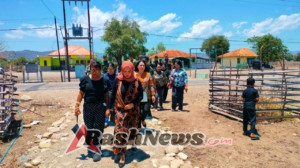 Persit Kodim 1618/TTU Hadirkan Penguatan Bagi Keluarga Berduka