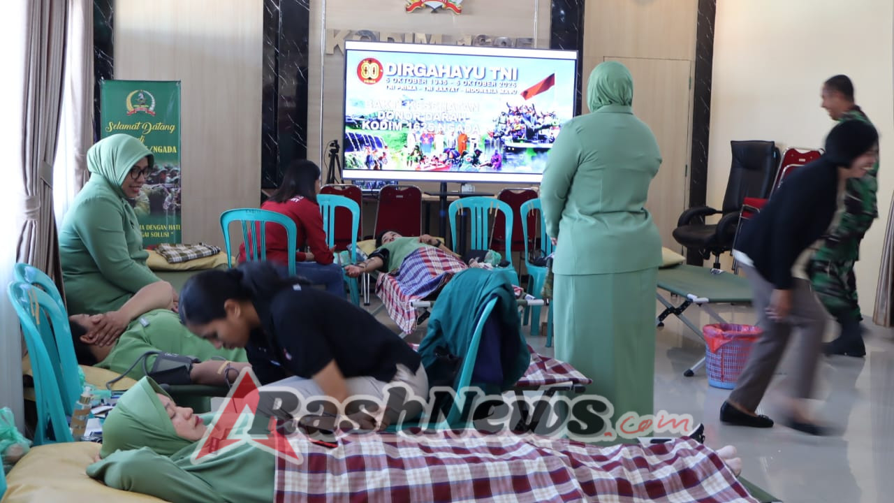 Wujud Kepedulian Sosial, Kodim 1625/Ngada dan Persit KCK Laksanakan Donor Darah di Aula Makodim