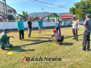 Babinsa dan Warga Desa Beru Kompak Sambut HUT RI dengan Kegiatan Gotong Royong