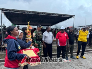 Satgas Yonif 743/PSY Warnai Semarak HUT ke-29 Puncak Jaya Di Papua