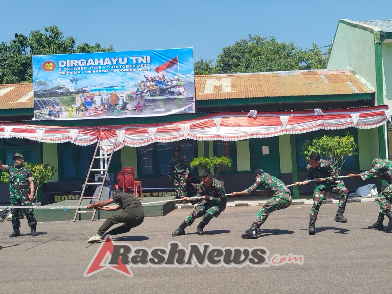 Lomba Tarik Tambang Meriahkan HUT TNI ke-80 di Kodim 1624/Flotim