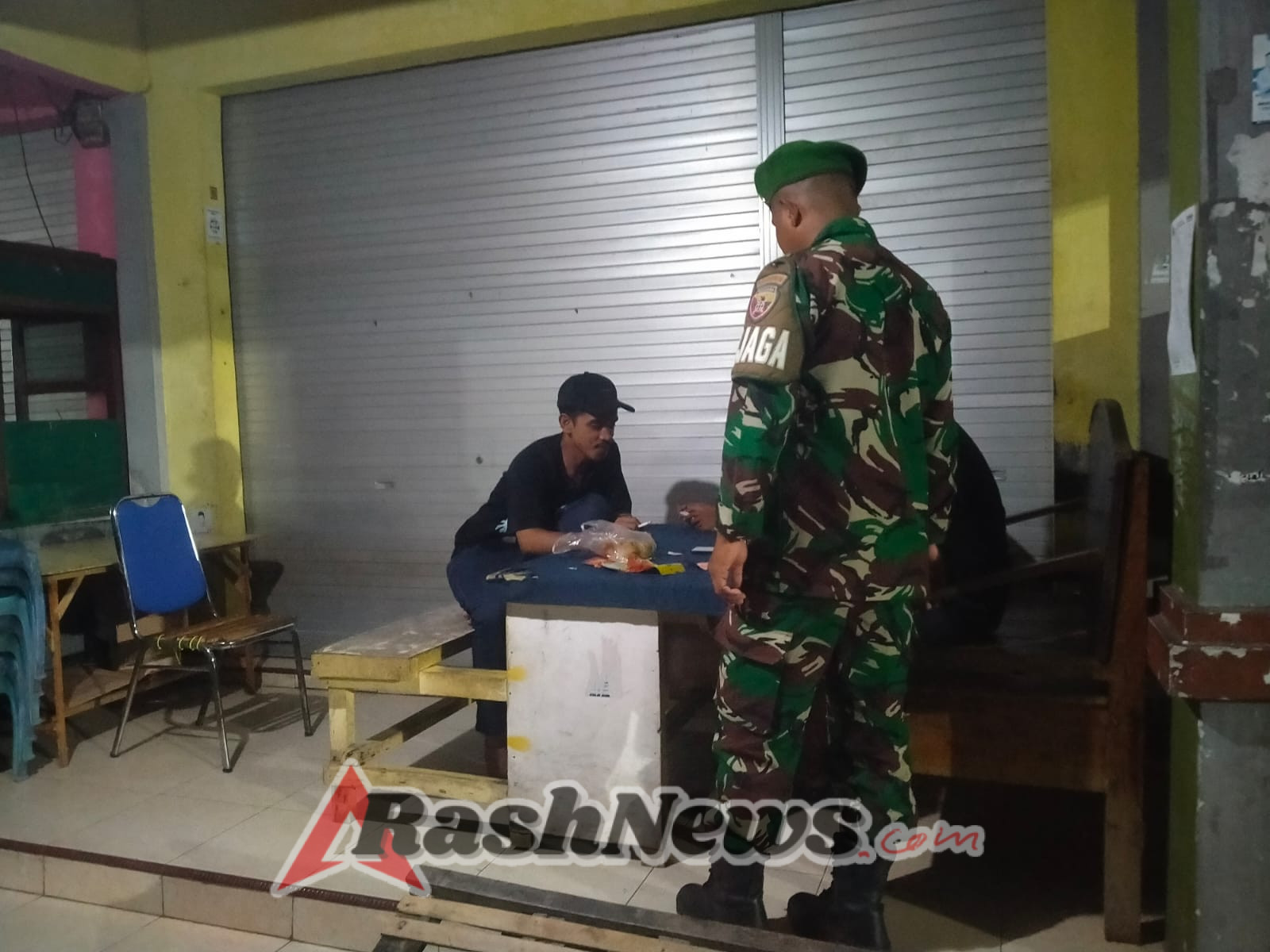 Peran Aktif Babinsa Koramil 1628-05/Jereweh Wujudkan Keamanan dan Ketertiban