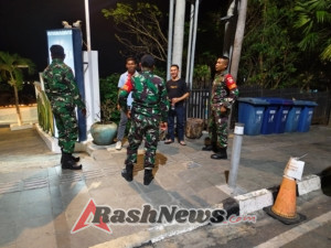 TNI Hadir di Malam Labuan Bajo, Patroli Babinsa Jamin Kenyamanan Warga dan Wisatawan