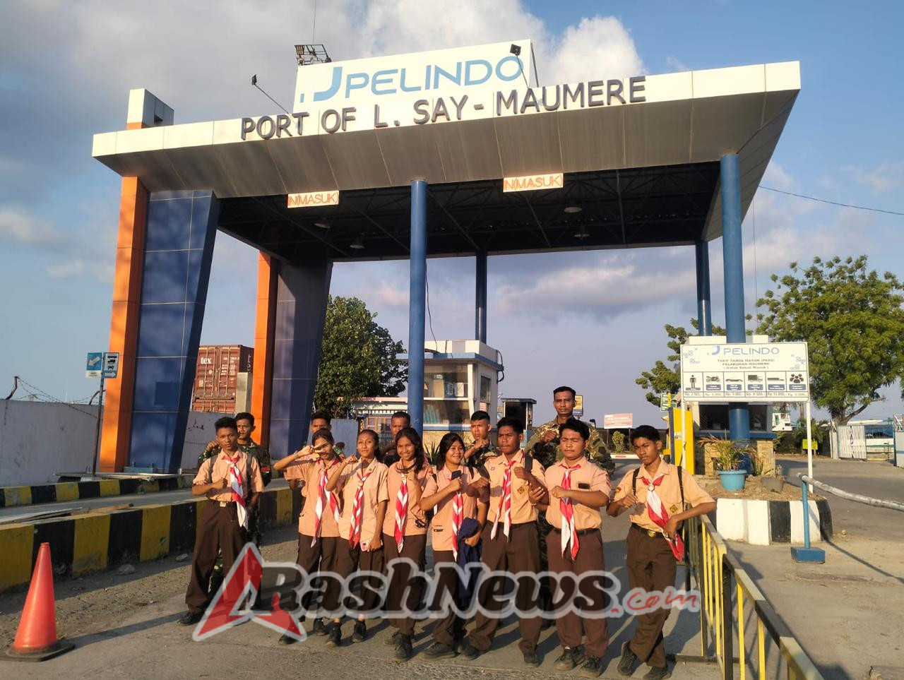 Jaga Keamanan Wilayah, Kodim 1603/Sikka Gelar Patroli Gabungan di Momentum HUT TNI ke-80