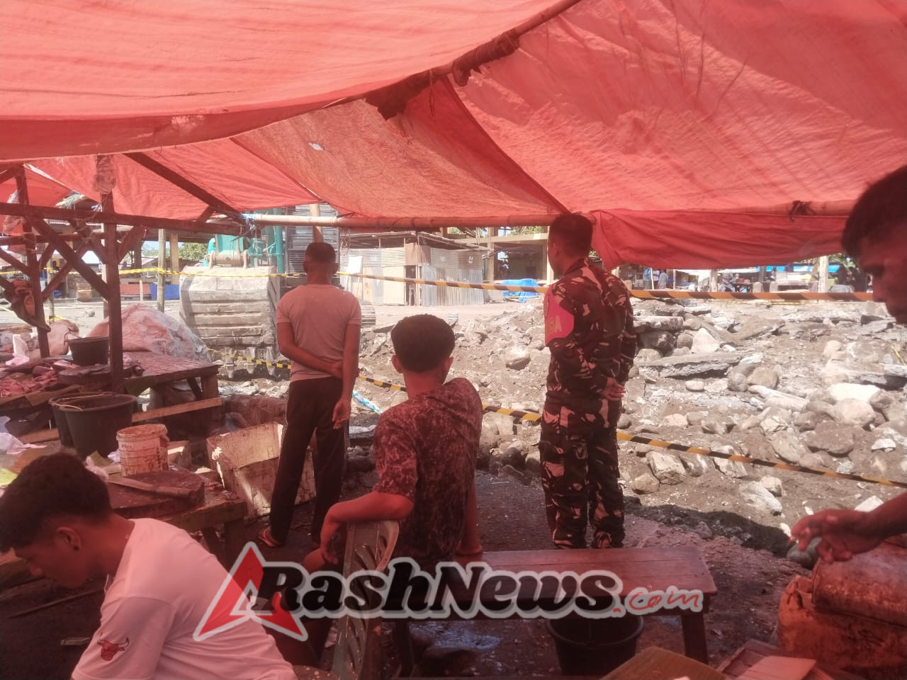 Wujudkan Pasar Aman dan Tertib, Babinsa Ende Laksanakan Komsos di Wilayah Binaan