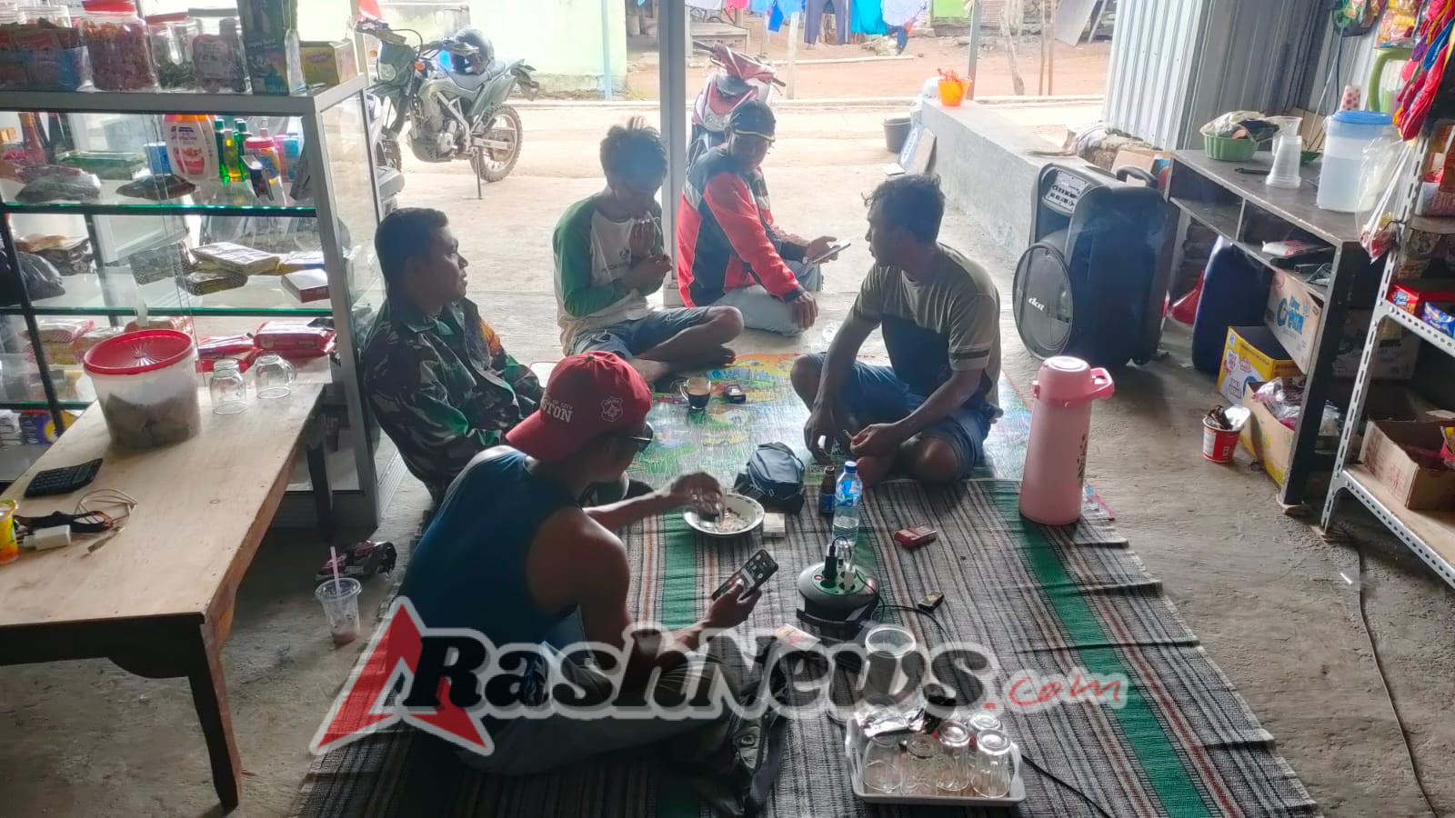 Babinsa Desa Mantar Aktif Bangun Kesadaran Warga Jaga Keamanan Lingkungan