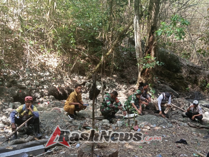 Koramil 1607-07/Lunyuk Ikut Patroli Gabungan Tertibkan Aktivitas Tambang Emas Ilegal di Kawasan Hutan Lindung