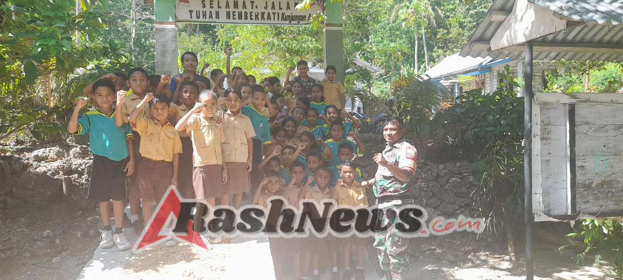 Babinsa Oesena Didik Pelajar Cinta Tanah Air Sejak Dini