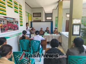 Babinsa Wulanggitang Dukung Program Kesehatan Masyarakat melalui Pertemuan Lintas Sektor