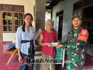 BLT DD Bulan Oktober 2025 Cair, Babinsa Timuhun Terjun Langsung  Beri Pendampingan Dan Pengawasan