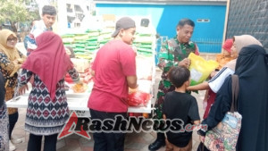Sinergi Babinsa dan Pemerintah Kota Bima Sukseskan Penjualan Pangan Murah di Mpunda