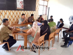 Pendekatan Persuasif Babinsa Kopda Abdul Halik Berbuah Damai di Desa Pasir Putih