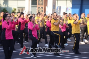 Kapolres Karangasem Pimpin Olahraga Pagi Bersama Personil dan Bhayangkari