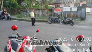 Polsek Pupuan Laksanakan Strong Point Pagi untuk Cegah Kemacetan dan Gangguan Kamtibmas