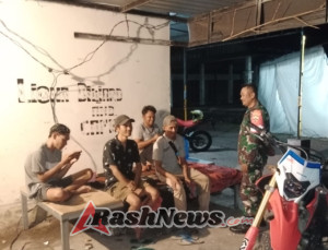 Babinsa Hu’u Turun ke Lapangan Pastikan Situasi Aman dan Kondusif