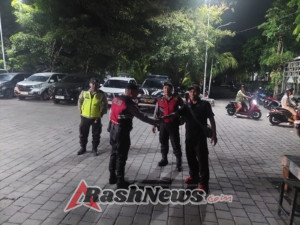 Polsek Kuta Utara Patroli, Beri Rasa Aman Wisatawan Di Kawasan Wisata Jalan Berawa