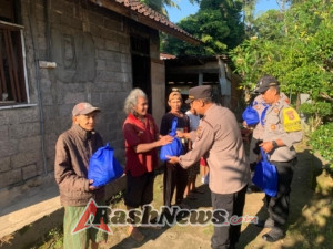 Sentuh Hati Warga Sobangan Lewat Program “Minggu Kasih” di Br. Dukuh Moncos