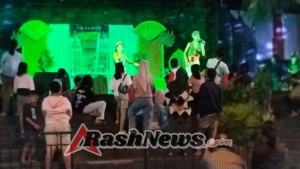 Dukung kelancaran kegiatan Karangasem akhir pekan, Babinsa 1623-01/Karangasem laksanakan pengamanan.