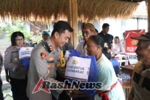 Polres Gianyar Gelar Program “Minggu Kasih” Dirangkai dengan Bakti Sosial di Desa Sidan