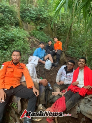Sinergi Tim Gabungan Evakuasi 5 Pendaki Alami Kelelahan di Gunung Batukaru, Seluruh Korban Selamat