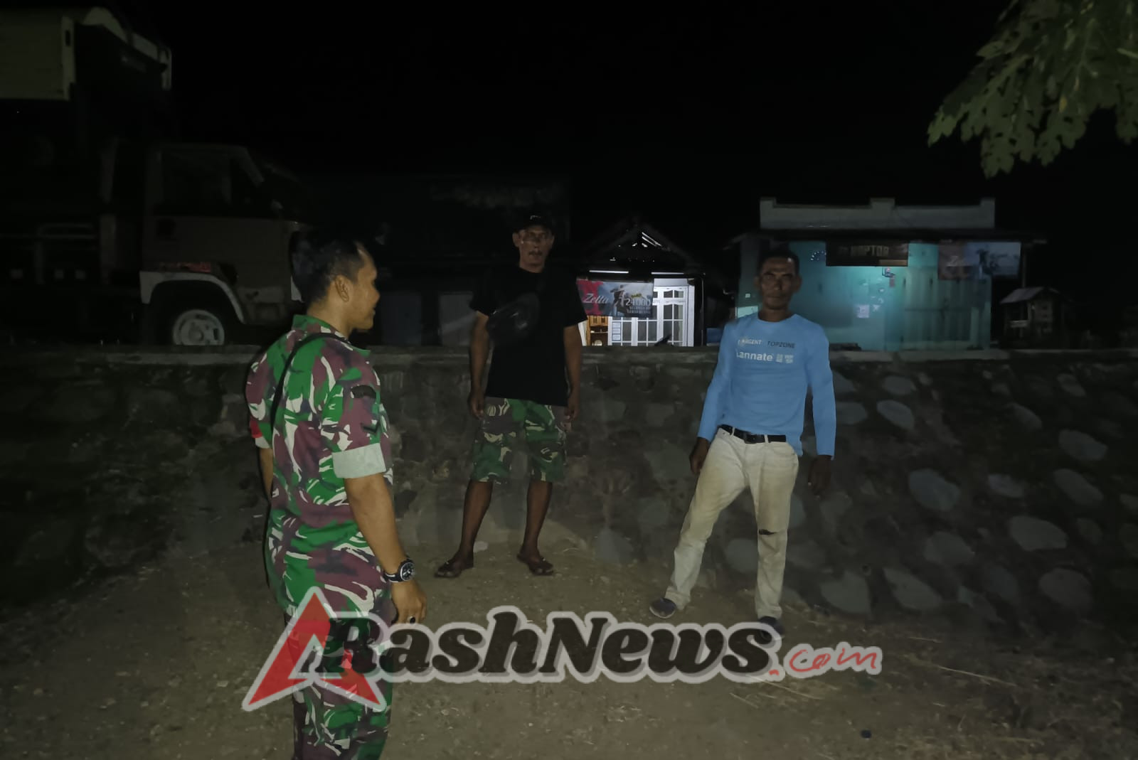 Koramil Lape-Lopok: Patroli Malam Bukti Kehadiran TNI di Tengah Masyarakat