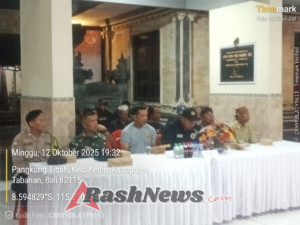 Bhabinkamtibmas Desa Pangkung Tibah Menghadiri Kegiatan HUT ke-10 Pesemetonan Segara Harum