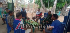 Babinsa Rote Ndao Ajak Warga Hargai Orang Tua dan Hindari Konsumsi Miras Berlebihan