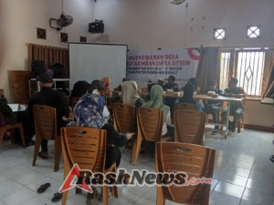 MUSDES Desa Mantun Bahas Pemutakhiran Data Sosial Ekonomi, Babinsa Turut Hadir Awasi Jalannya Kegiatan