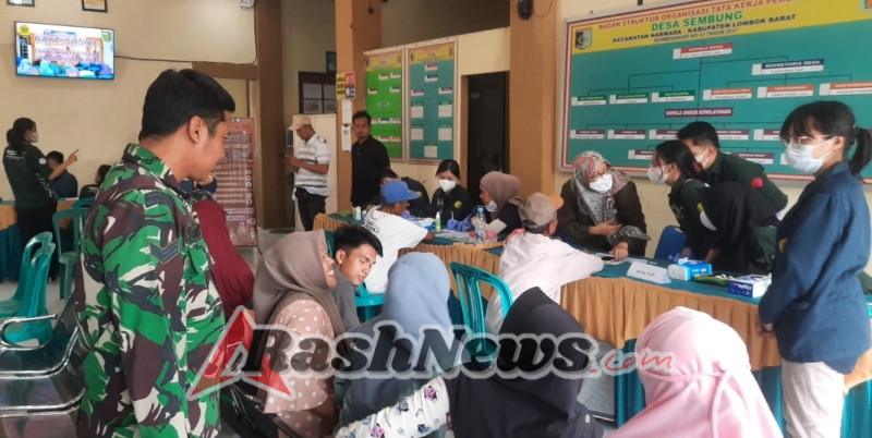 Gotong Royong Babinsa dan Unram Tingkatkan Kesehatan Warga Desa