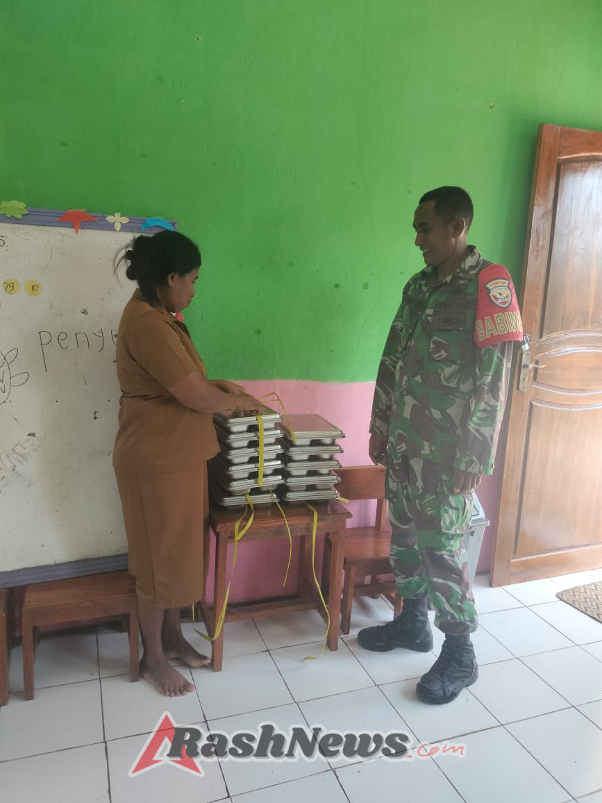Babinsa Rote Ndao Berperan Aktif Dampingi Program Nasional Makanan Bergizi untuk Pelajar