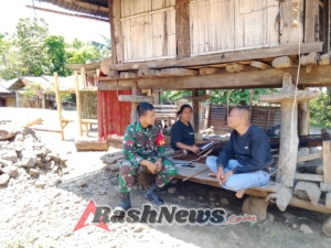 TNI Hadir di Tengah Masyarakat, Babinsa Wolowaru Tingkatkan Keamanan Desa Nakambara