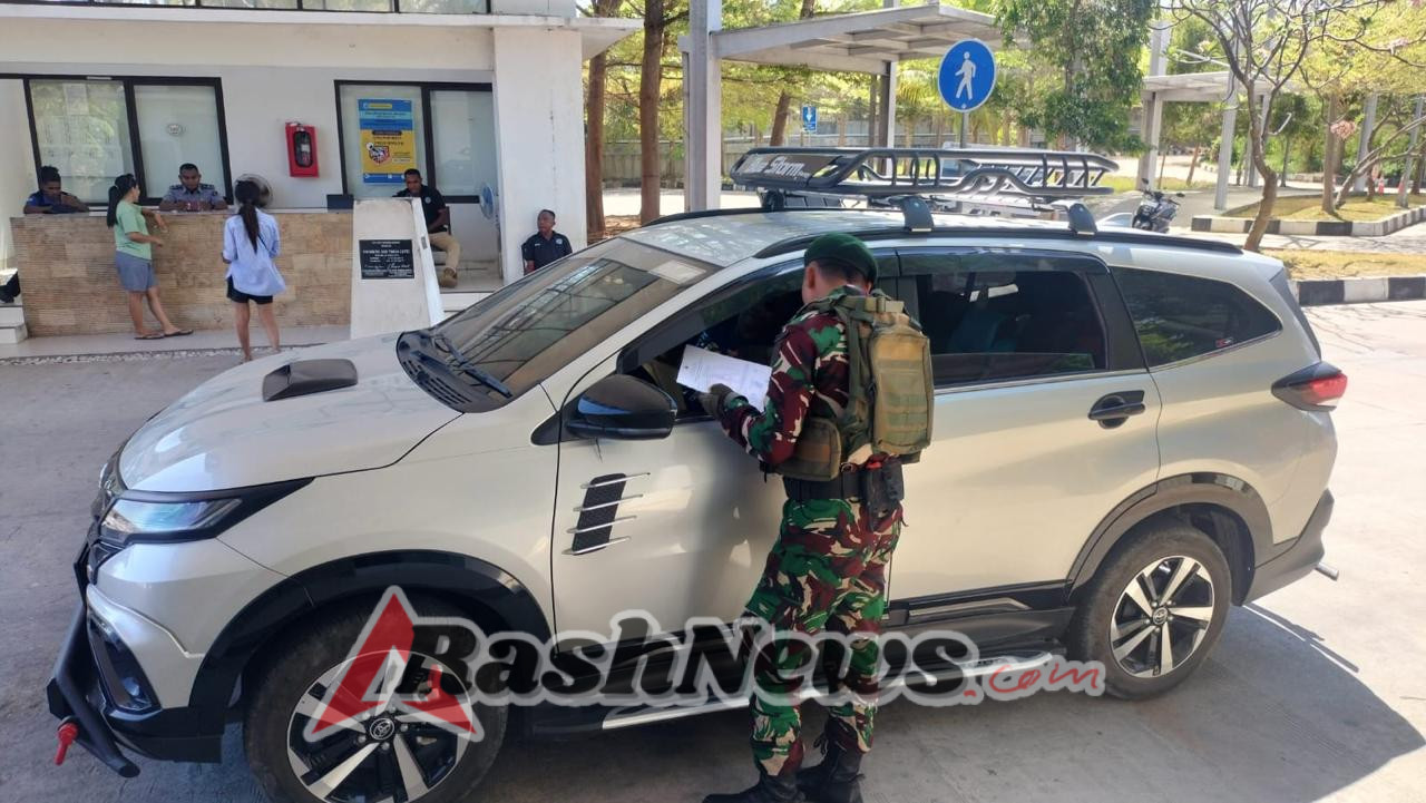 Wujudkan Keamanan Perbatasan, Satgas Yonarmed 12 Kostrad Laksanakan Sweeping Kendaraan