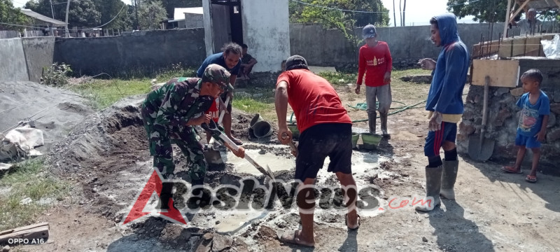 Semangat Gotong Royong Babinsa Kilo di Desa Kramat