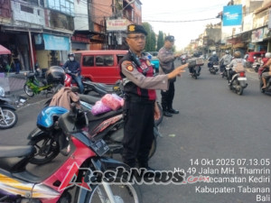 Atensi Kemacetan dan Laka, Polsek Kediri Gelar Personil  Untuk Laksanakan Strong Point