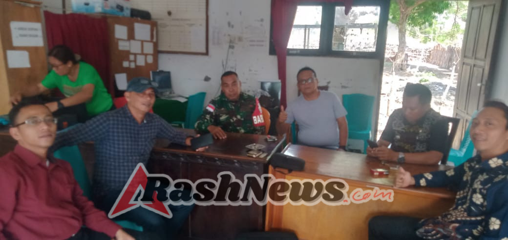 Wujudkan Lingkungan Bersih dan Aman, Babinsa Gelar Komsos di Kelurahan Mokdale