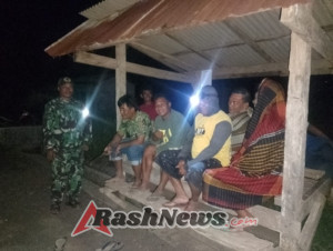 Ronda Malam Jadi Sarana Babinsa Bangun Kebersamaan dengan Warga