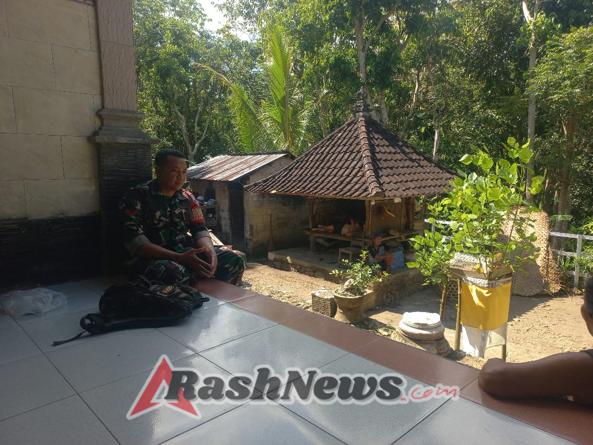 Kunjungan Rumah; Babinsa Batumadeg Tegaskan  Upaya Tingkatkan Kesehatan ODGJ