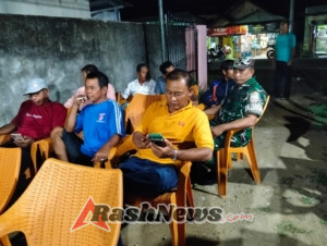 Babinsa Seteluk Turun ke Lapangan, Ajak Warga Bersama Wujudkan Lingkungan Aman