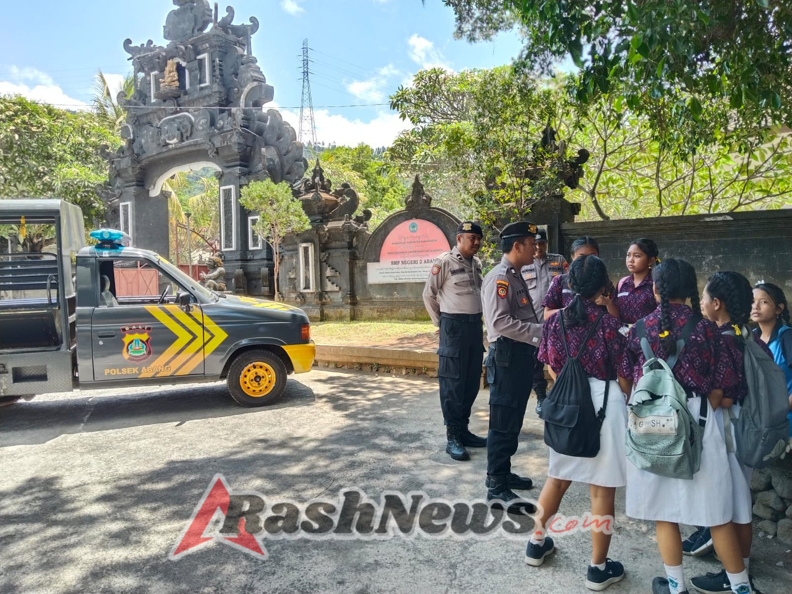 Respon Cepat Polsek Abang Laksanakan Himbauan Polsek Abang terkait Kamtibselcarlantas di Wilayah Kecamatan Abang
