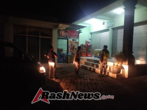 Polsek Bebandem menghimbau Waspada Kejahatan Curas, Curat, dan Curanmor di Wilkum Bebandem dalam Patroli Blue Light Patrol
