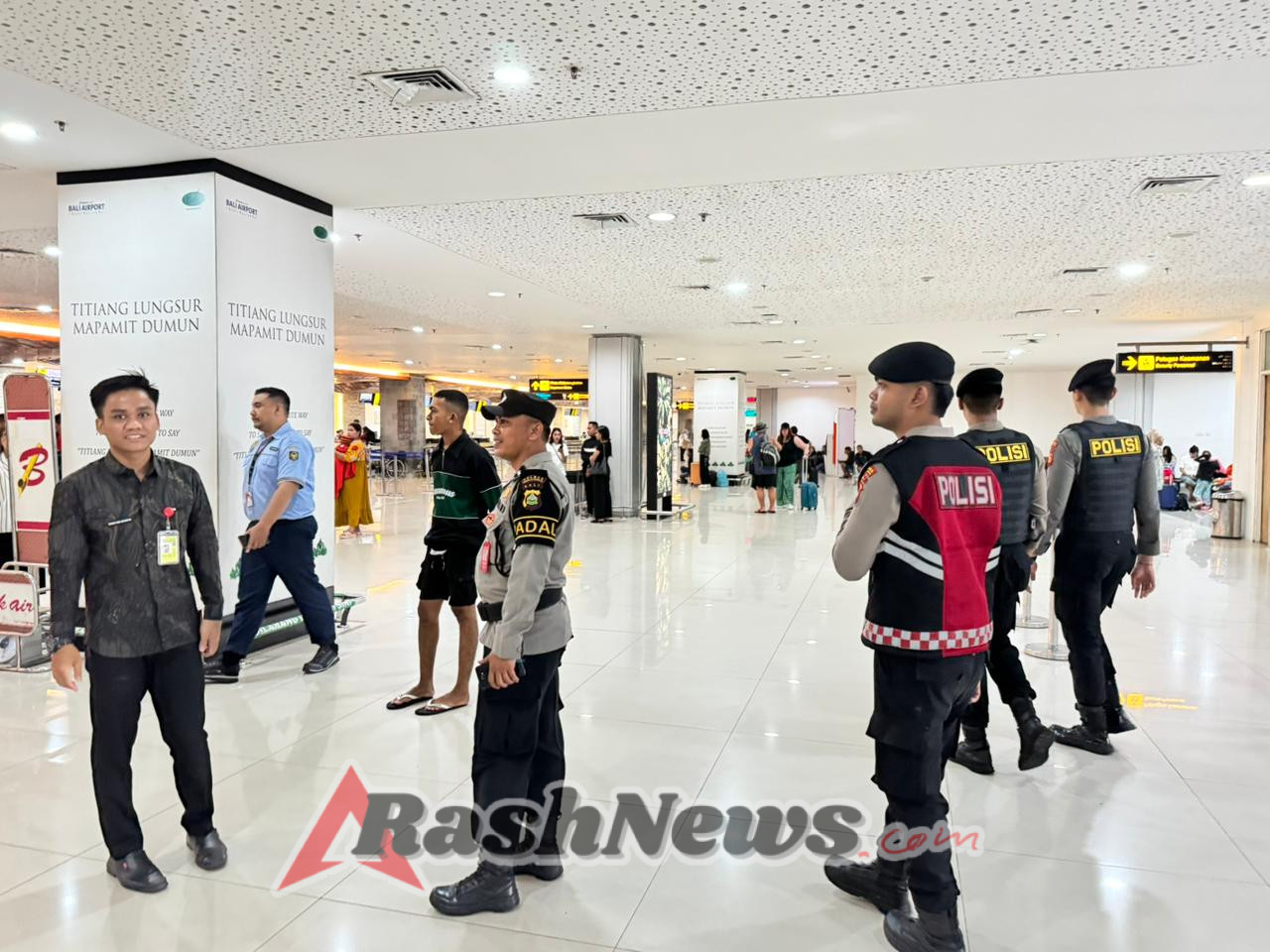 Polres Bandara Ngurah Rai Intensifkan Patroli Dialogis di Area Keberangkatan Domestik