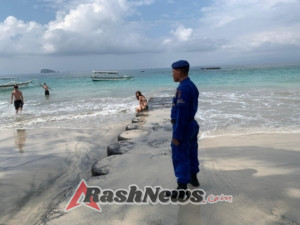 Patroli Humanis Sat Polairud Polres Karangasem di Pantai Mendira, Wujudkan Rasa Aman Bagi Wisatawan dan Warga