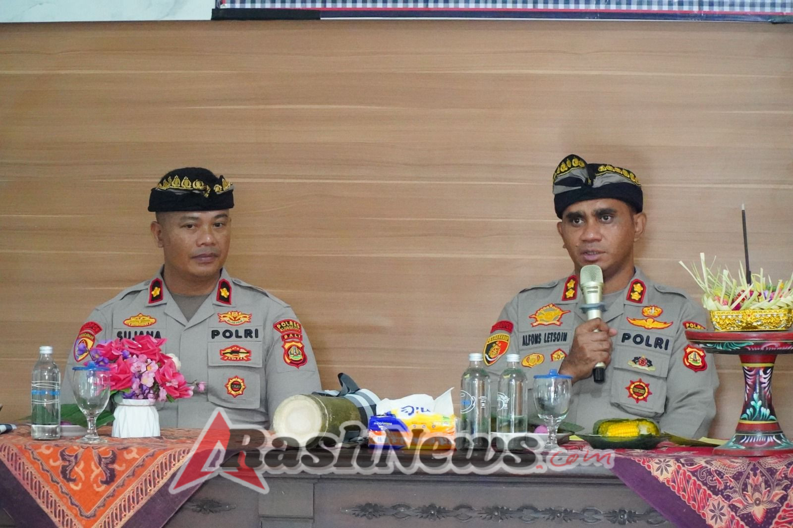 Kapolres Klungkung Launching Program Siskamling “Tung-Tung Kamtibmas” di Desa Selisihan