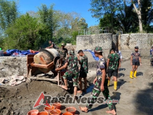 Satgas TMMD dan Warga Desa Benteng Tawa Kompak Selesaikan Tahapan Pengecoran Bendungan