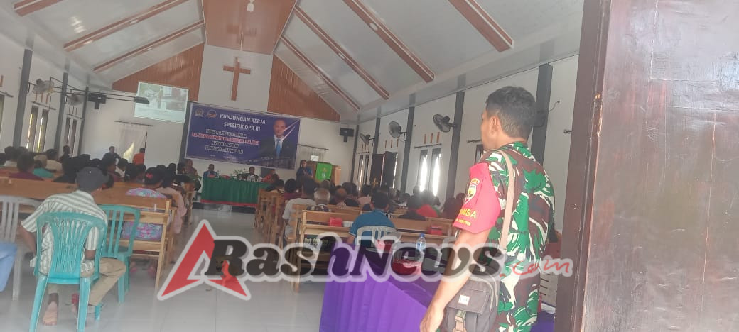 Sinergi TNI dan Pemerintah dalam Sosialisasi Penanggulangan Bencana di Desa Helebeik