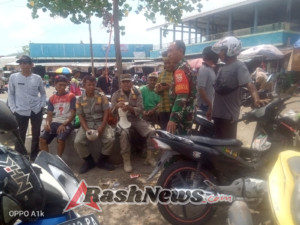 Komsos Babinsa di Pasar Bawah Lindungan: Edukasi Kebersihan dan Keamanan