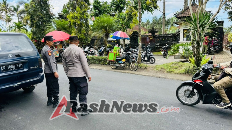 Polsek Selat Gelar Patroli Dialogis untuk Jaga Keamanan Wilayah