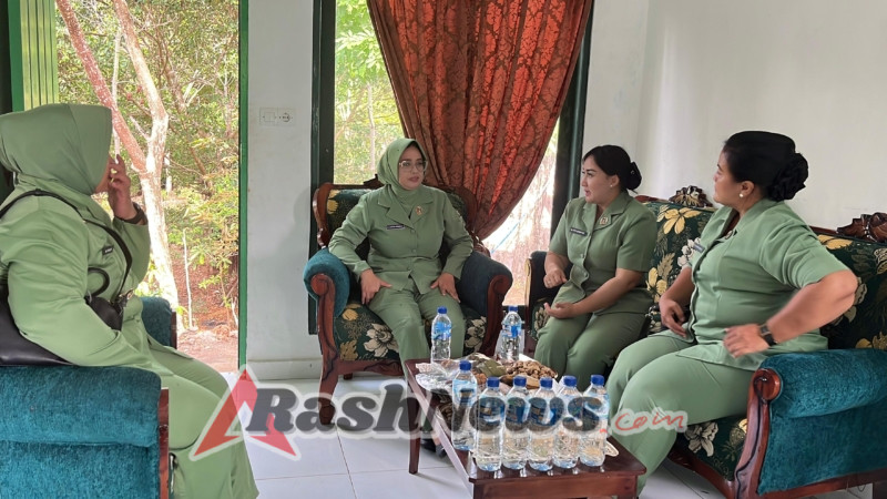 Persit Rote Ndao Dapat Pembinaan Langsung dari Ketua Persit KCK Koorcab Rem 161 PD IX/Udayana