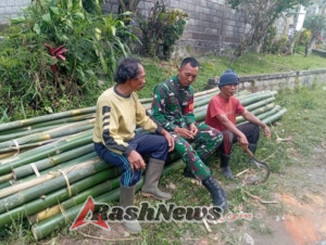 Wujudkan Kemandirian Ekonomi, Babinsa Desa Yangapi Ajak Warga Manfaatkan Potensi Bambu Lokal
