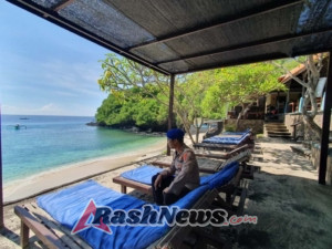 Langkah Humanis di Pantai: Kasat Polairud Ajak Nelayan dan Pelaku Wisata Jaga Keamanan Laut